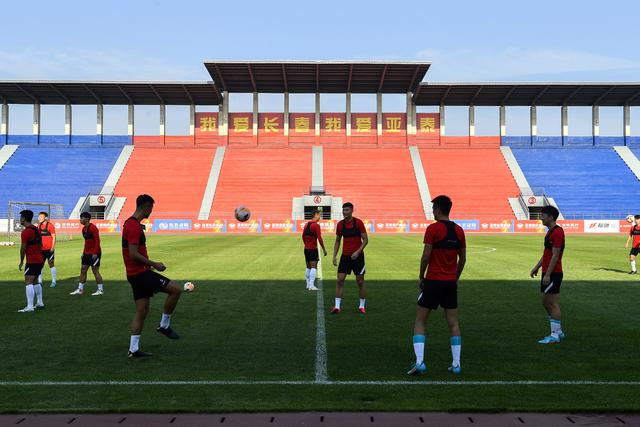 范子铭12分首钢送江苏9连败 陈盈骏8分8篮板